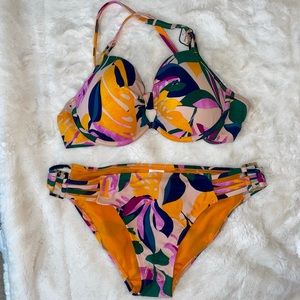Tropical colors bikini